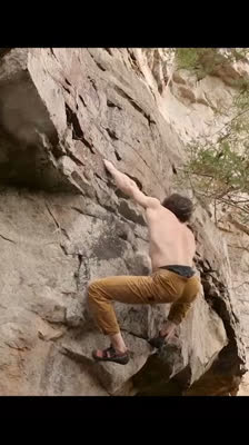 Jimmy Webb a vize boulderingu a lezení v neprozkoumaných oblastech s Paulem Robinsonem a Danielem Woodsem · Uncharted Lines