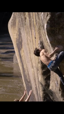 Niccolò Ceria a hledání ideální linie v boulderingu a lezení v neprozkoumaných oblastech · Uncharted Lines