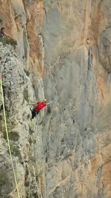 Přípravy na highline v Mont Rebei s Vladimirem Cellierem · The Mont Rebei Project