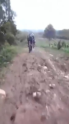 Doug Crytzer mówi o pierwszych trudnościach trasy dla zawodników w wyścigu przygodowym · Maya Mountain Adventure Challenge