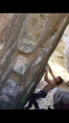 Bouldering και αναρρίχηση στο Κολοράντο με τον Daniel Woods: στυλ, προτιμήσεις και εξερεύνηση νέων γραμμών σε ανεξερεύνητες περιοχές · Uncharted Lines