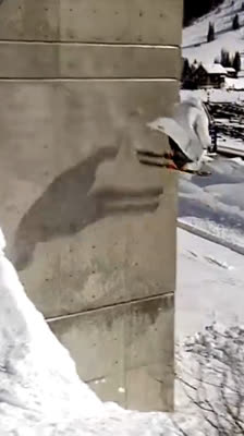 Nicky Keefer en el esquí freeride creativo del equipo 4BI9: una temporada de improvisación y pasión en la nieve · Begging for Change