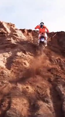 Compatibilidad entre Universidad y Motocross Extremo con Kurt Caselli: Libertad, Técnica y Vida en el Desierto - What !F