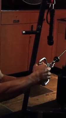 Beneficios del Entrenamiento en el Gimnasio para el Motocross con Kurt Caselli: Fuerza, Control y Rendimiento - What !F