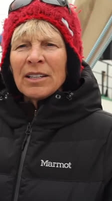 Megan y el equipo sobreviven a una tormenta extrema en plena travesía hacia Groenlandia: Shifting Ice