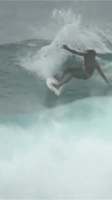 Las mejores maniobras de surf de Chris Dennis · Chris Dennis - Between Worlds