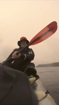 Ken Campbell og kajakkekspedisjonen gjennom Puget Sound: en oppfordring mot plastforurensning · Message in a Plastic Bottle