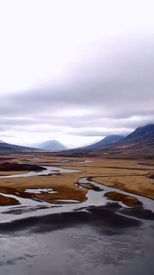 Gliding Through Iceland’s Frozen Wilderness: Jérôme Josserand : Black and White Heaven