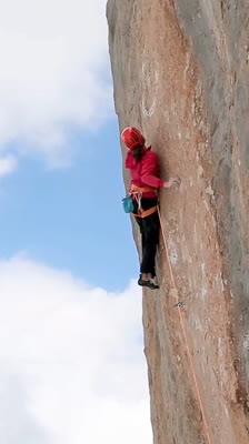 Nina Caprez oppdager kravene og vanskelighetene på Orbayu-ruten i Picos de Europa · Orbayu