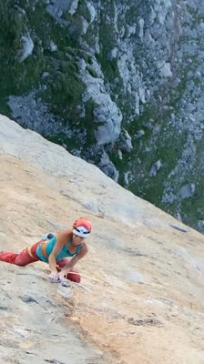 Cédric Lachat and Nina Caprez reach the summit of the Orbayu route in the Picos de Europa · Orbayu