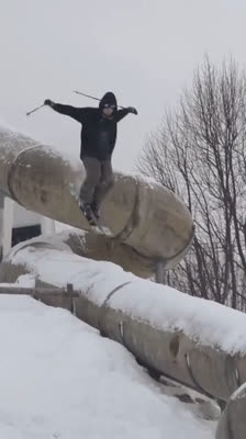 Freeride og urban ski i Sapporo (Japan) med Will Wesson, Khai Krepela og Will Berman · Small World