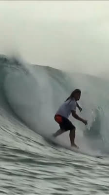Best surfing with world champion Mark Occhilupo in legendary sessions · Instruments of Change