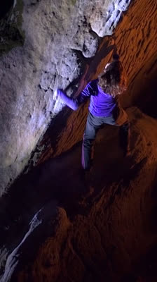 Night bouldering and climbing in Paris with Mélissa Le Nevé · Paris by Night / Paris la Nuit