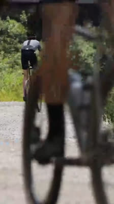 Predrag Spasojević: fyzické a psychické limity cyklistiky a gravelu · Serbia Upside Down