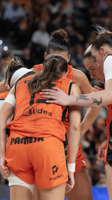 Las mejores jugadas de Virag Takács-Kiss en el Valencia B.C. vs Meins Avenida | LF Endesa 2026/2027