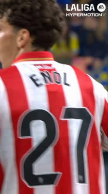 ¡La tuvo Enol tras una buena jugada del equipo!