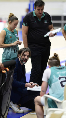 Die besten Spielzüge von Tinara Moore im Spiel Baxi Ferrol gegen Impulso 360 Estepona | LF Endesa 2026/2027
